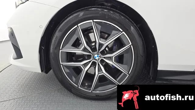 BMW 5-Series 5 Series (G60) 2025 года - вид 5