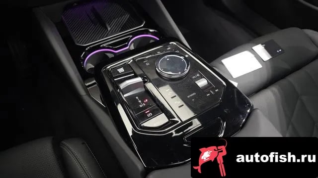 BMW 5-Series 5 Series (G60) 2025 года - похожие автомобили
