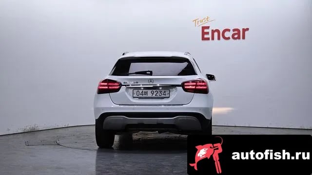 Mercedes-Benz GLA-Class GLA-Class X156 2018 года - вид 3