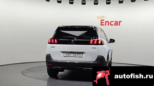 Peugeot 5008 5008 second generation 2019 года - вид 4