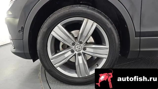 Volkswagen Tiguan Tiguan second Generation 2018 года - вид 5