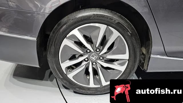 Honda Accord Accord 10th Generation 2018 года - вид 5