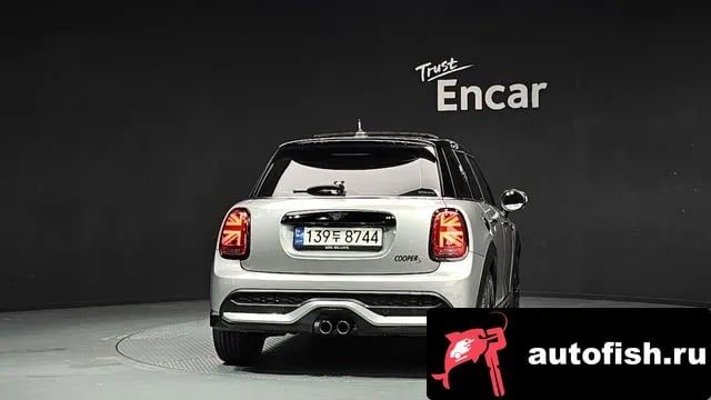 Mini Cooper Cooper S 2023 года - вид 4