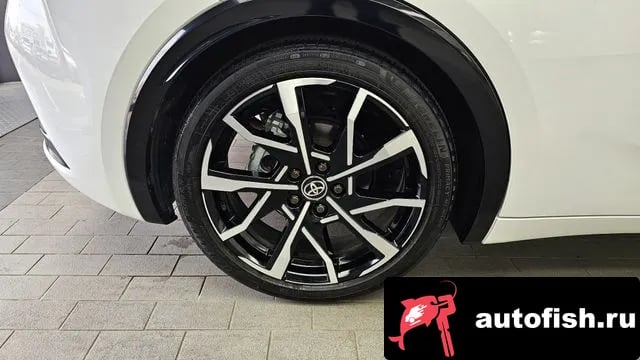 Toyota Prius Prius 5th Generation 2024 года - вид 5
