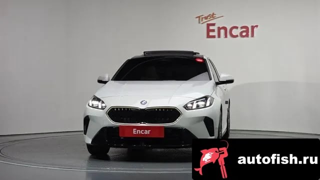 BMW 1-Series 1 Series (F70) 2025 года - вид 3