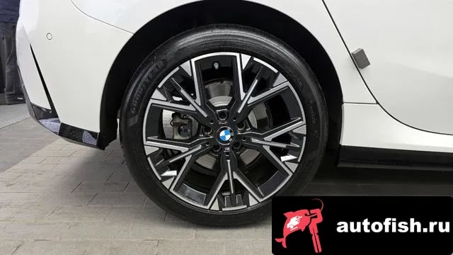 BMW 1-Series 1 Series (F70) 2025 года - вид 5