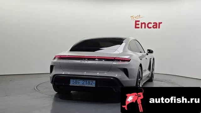 Porsche Taycan Taikan 2024 года - вид 4