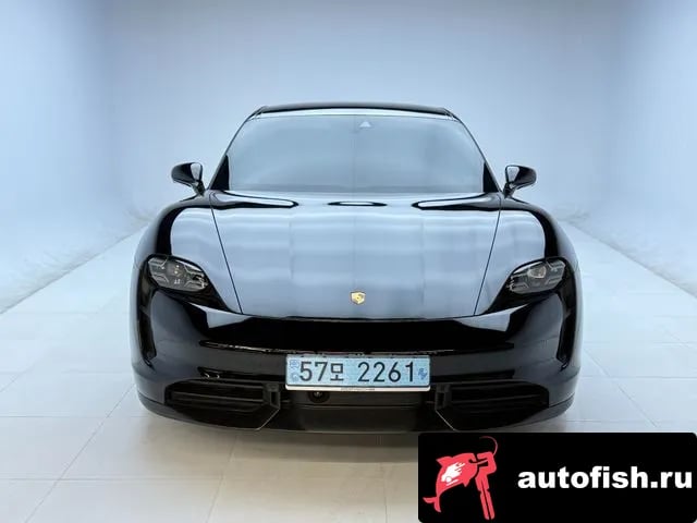 Porsche Taycan Taikan 2021 года - вид 1