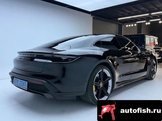 Porsche Taycan Taikan 2021 года - вид 4