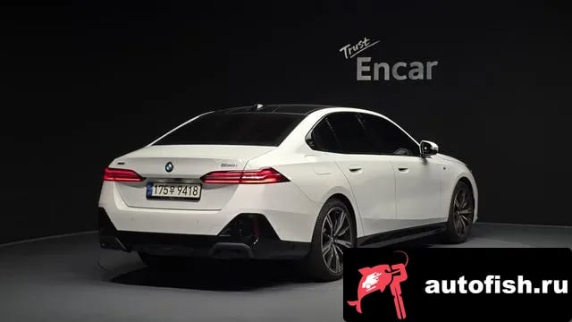 BMW 5-Series 5 Series (G60) 2023 года - вид 2