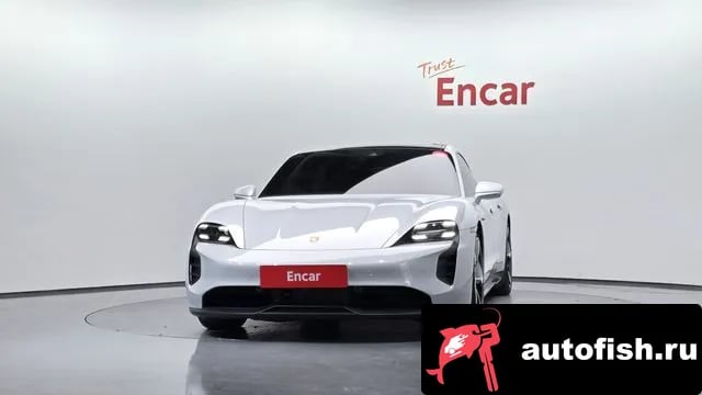Porsche Taycan Taikan 2021 года - вид 3