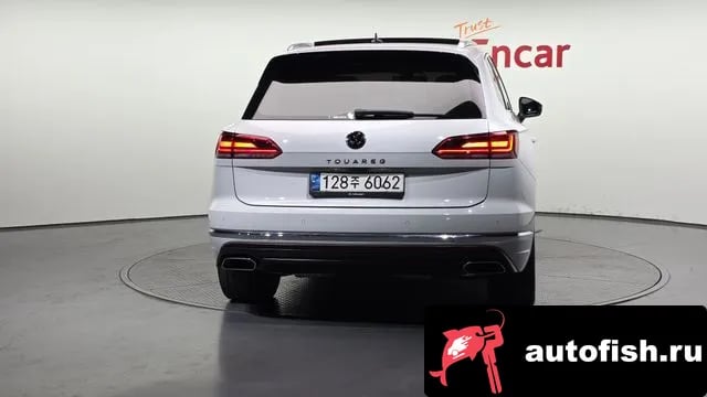 Volkswagen Touareg Tuareg 3rd generation 2021 года - вид 4