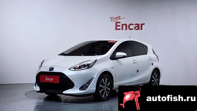Toyota Prius Prius C 2019 года - вид 1