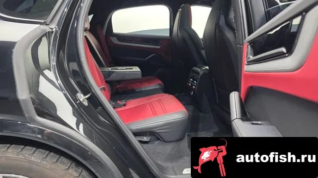 Porsche Cayenne Cayenne (PO536) 2025 года - похожие автомобили