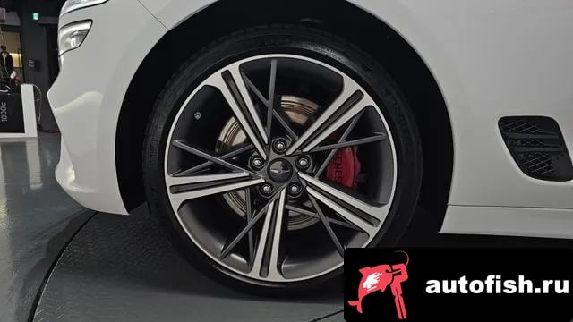 Genesis G70 The New G70 2025 года - вид 4