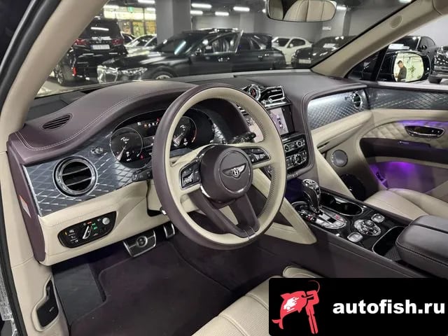 Bentley Bentayga Benteiga 2021 года - вид 4