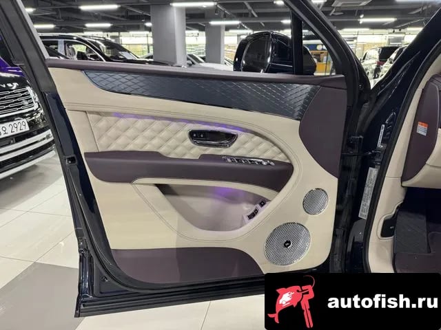 Bentley Bentayga Benteiga 2021 года - вид 6