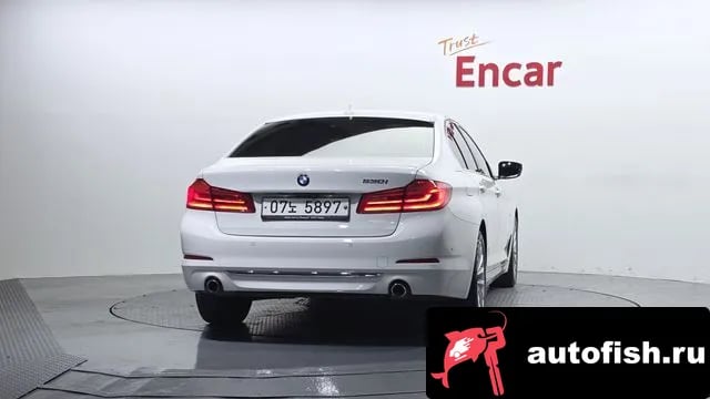BMW 5-Series 5 Series (G30) 2018 года - вид 4