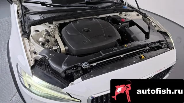Volvo V60 V60 Cross-country 2nd Generation 2019 года - похожие автомобили