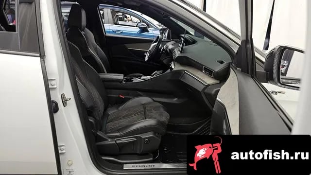 Peugeot 5008 5008 second generation 2020 года - похожие автомобили