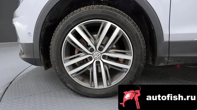 Volkswagen Tiguan Tiguan Allspace 2020 года - вид 5