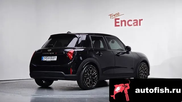 Mini Cooper Cooper S 4th Generation 2025 года - вид 2