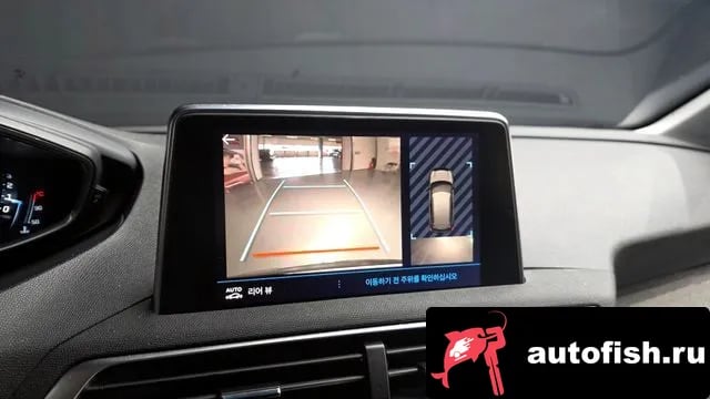 Peugeot 3008 3008 second generation 2018 года - похожие автомобили