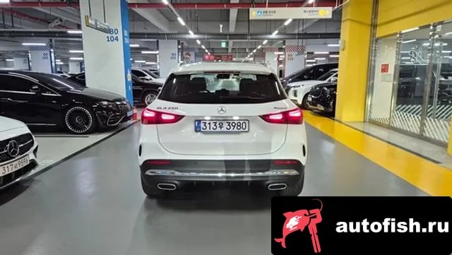 Mercedes-Benz GLA-Class GLA - Class H247 2025 года - вид 4