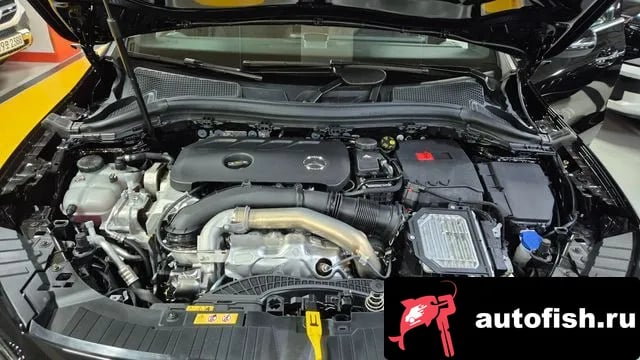 Mercedes-Benz GLA-Class GLA - Class H247 2025 года - вид 6