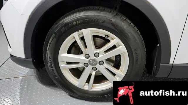 Audi Q3 Q3 (F3) 2020 года - вид 5