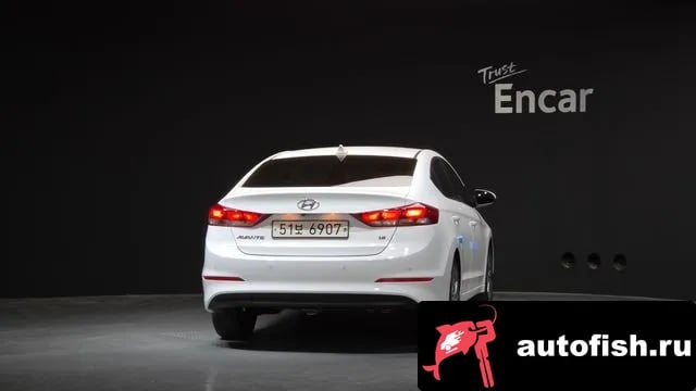 Hyundai AVANTE Avante AD 2018 года - вид 4