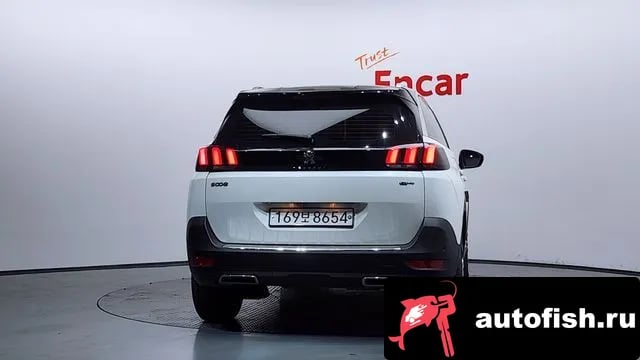 Peugeot 5008 5008 second generation 2020 года - вид 4