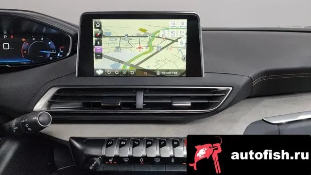 Peugeot 5008 5008 second generation 2020 года - похожие автомобили