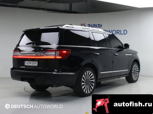 Lincoln Navigator Navigator 4th generation 2021 года - вид 2