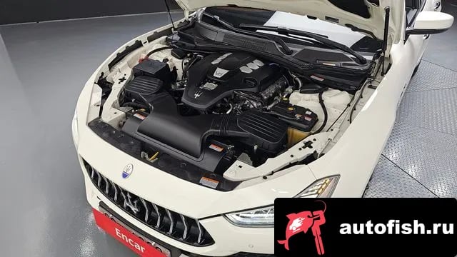 Maserati Ghibli Gibley 2018 года - вид 6