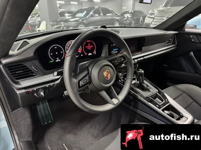 Porsche 911 911 (992) 2025 года - вид 4