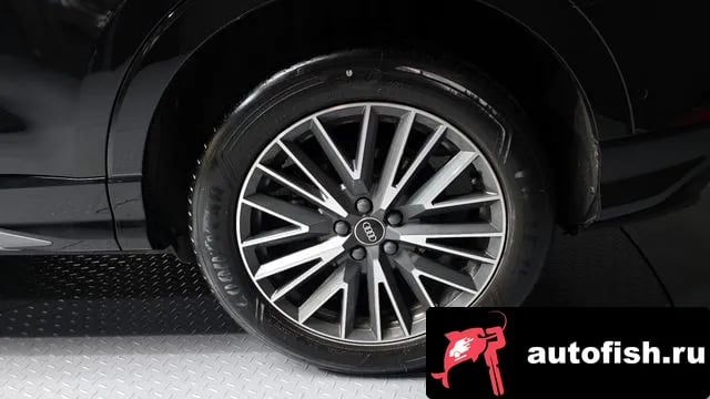 Audi Q3 Q3 (F3) 2023 года - вид 5