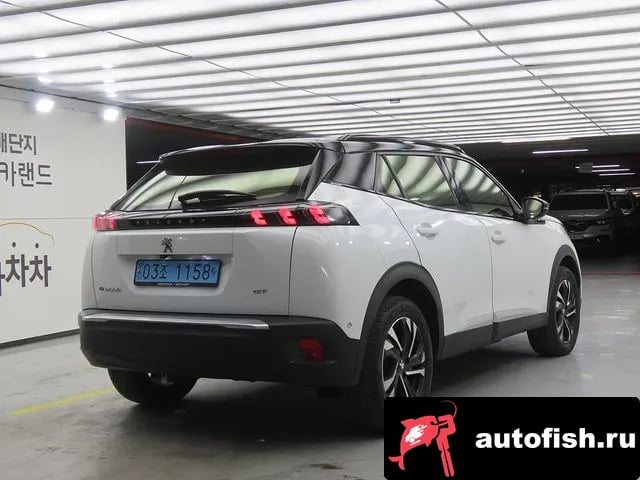 Peugeot 2008 e-2008 second generation 2022 года - вид 4
