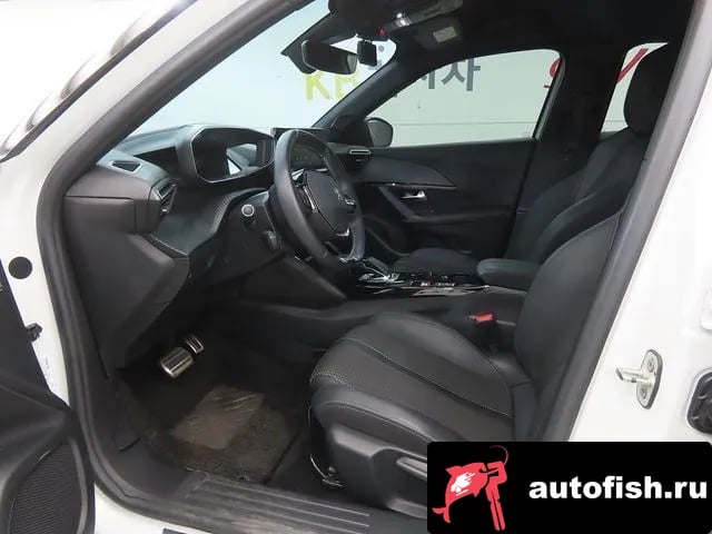 Peugeot 2008 e-2008 second generation 2022 года - вид 5
