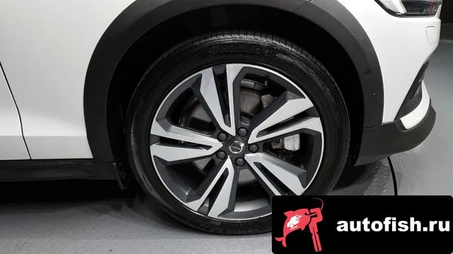 Volvo V60 V60 Cross-country 2nd Generation 2020 года - вид 5