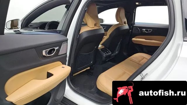Volvo V60 V60 Cross-country 2nd Generation 2019 года - похожие автомобили