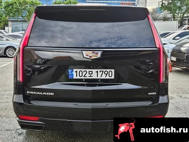 Cadillac Escalade Escalade 5th Generation 2021 года - вид 3