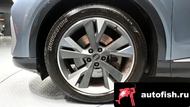 Audi Q4 e-tron Q4 e-Tron (F4) 2022 года - вид 5