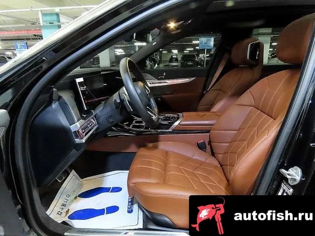 BMW 7-Series 7 Series (G70) 2024 года - вид 6