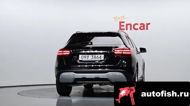 Mercedes-Benz GLA-Class GLA-Class X156 2018 года - вид 4