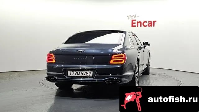 Bentley Flying Spur Flying Spur 3rd Generation 2022 года - вид 4