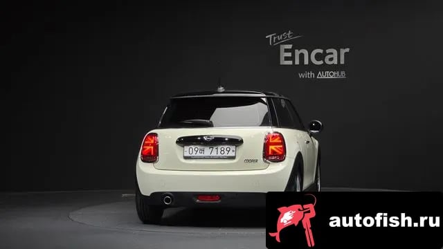 Mini Cooper Cooper 2018 года - похожие автомобили