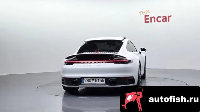 Porsche 911 911 (992) 2020 года - вид 4