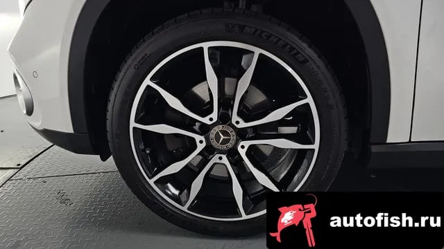 Mercedes-Benz GLA-Class GLA-Class X156 2019 года - вид 4