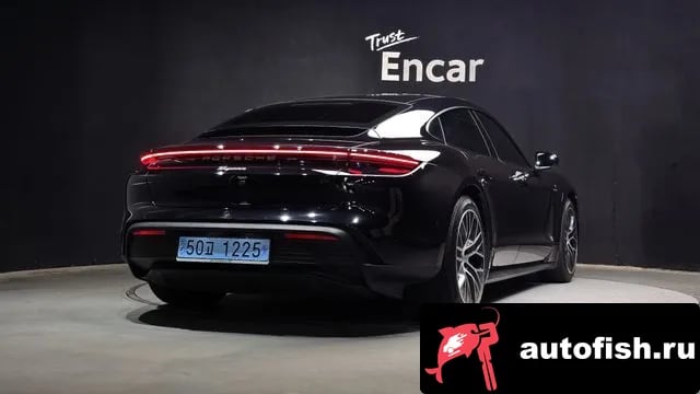 Porsche Taycan Taikan 2024 года - вид 2